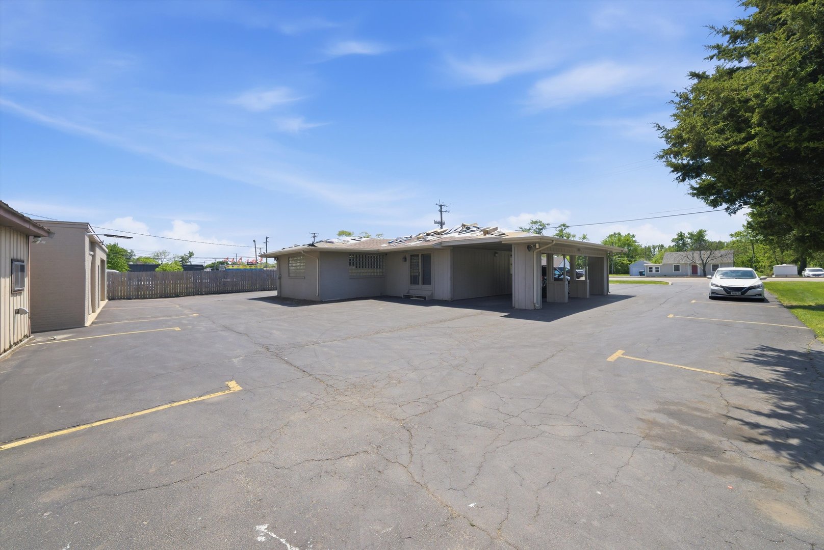 2304 Plainfield Road, Crest Hill, IL 60403