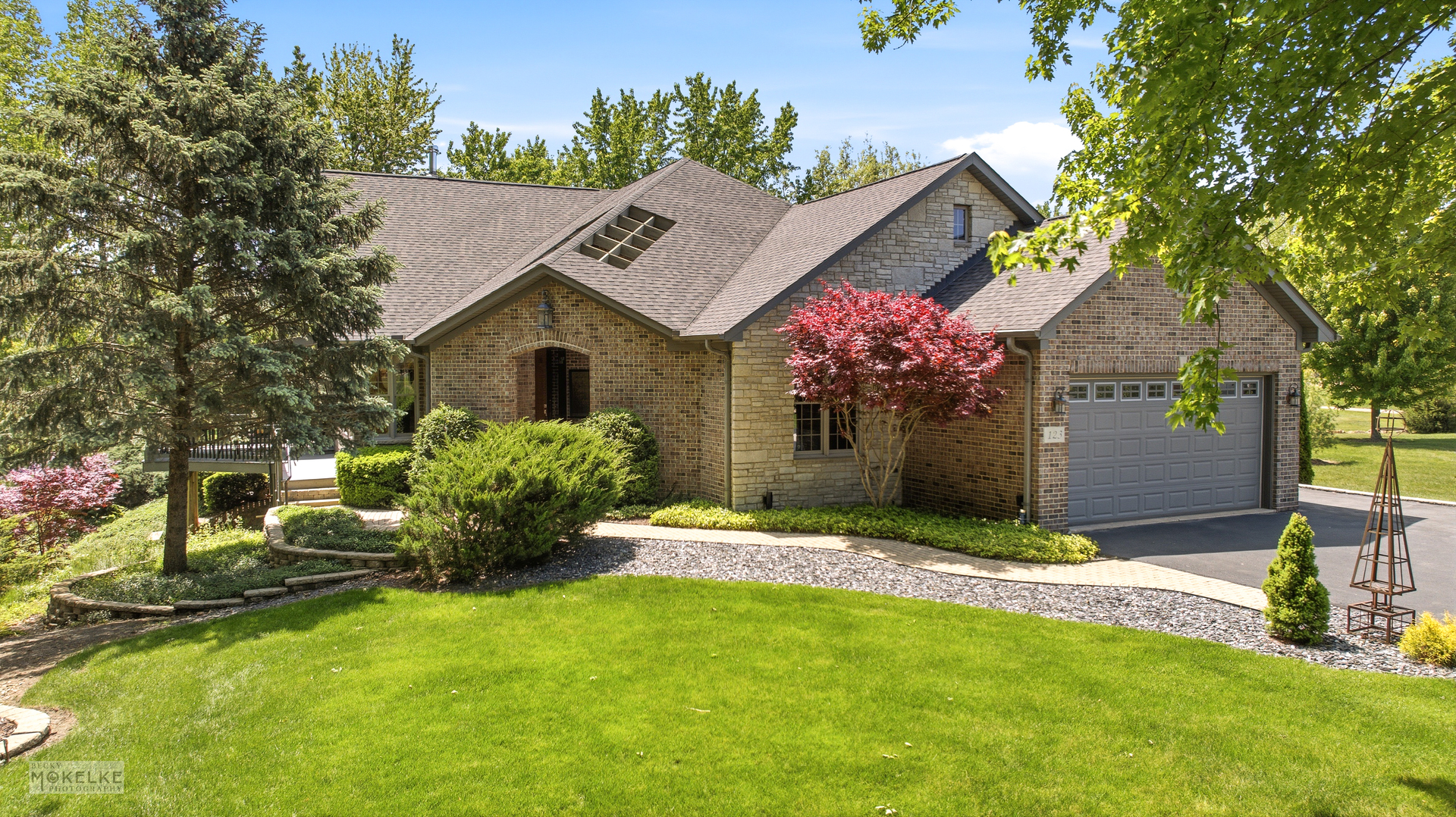 123 Belle Rive Drive, Millington, IL 60537