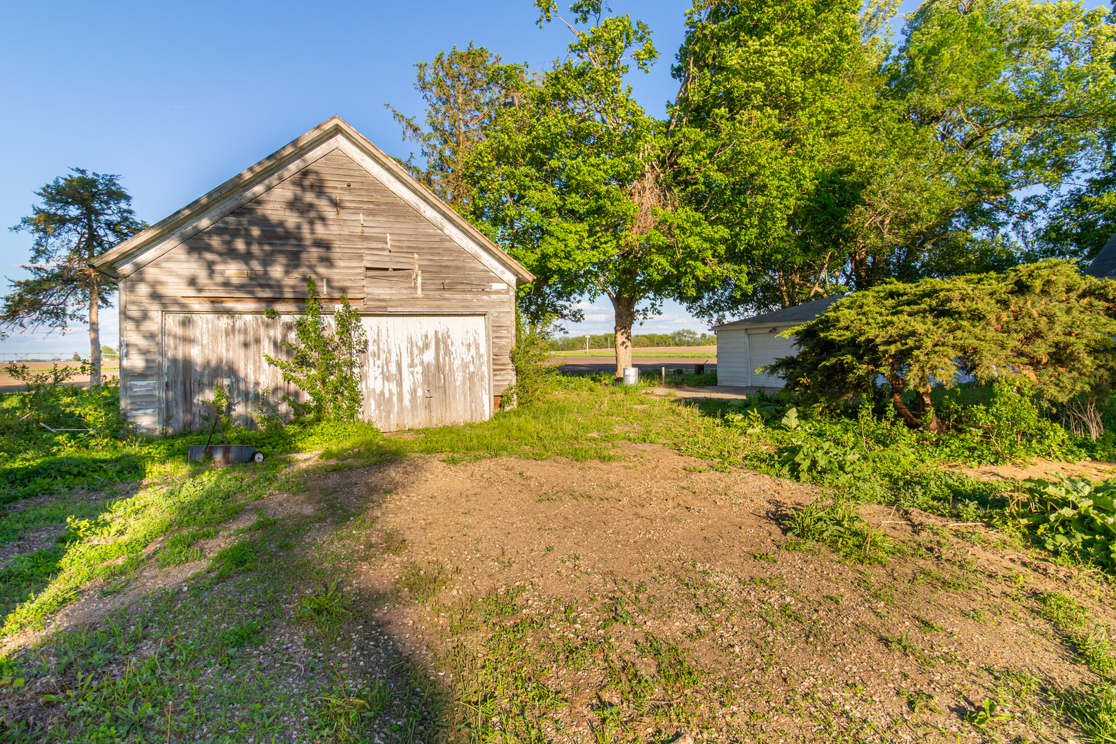 30624 Gils Road, Minier, IL 61759