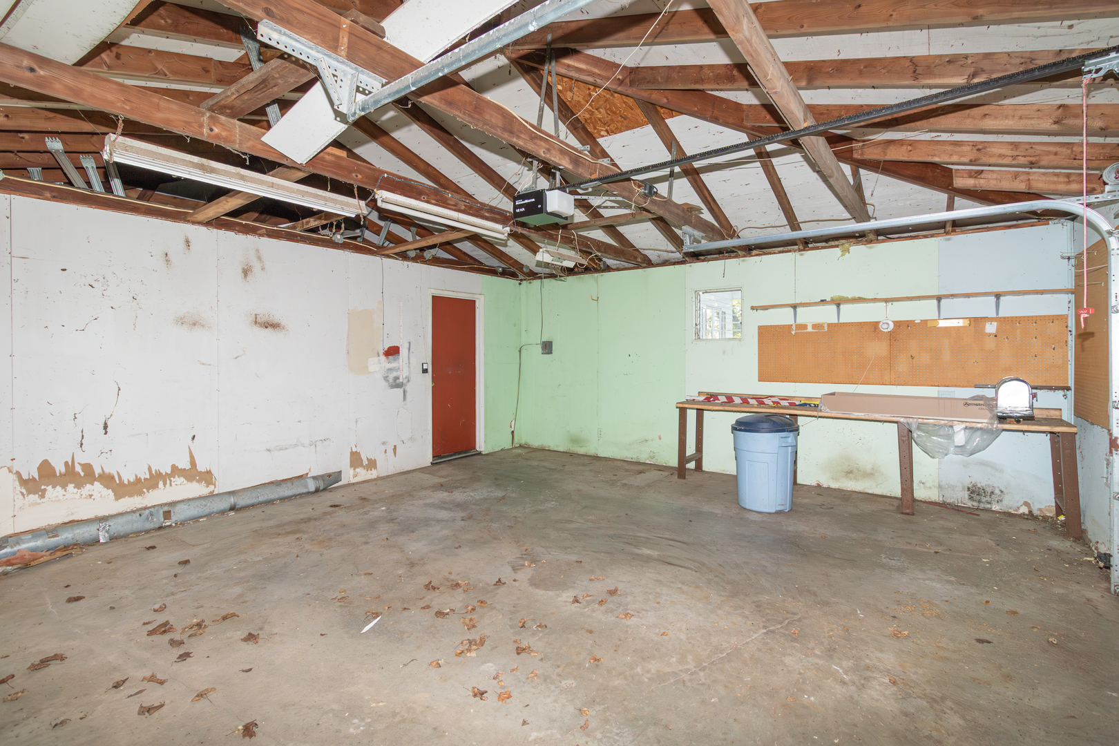 30624 Gils Road, Minier, IL 61759