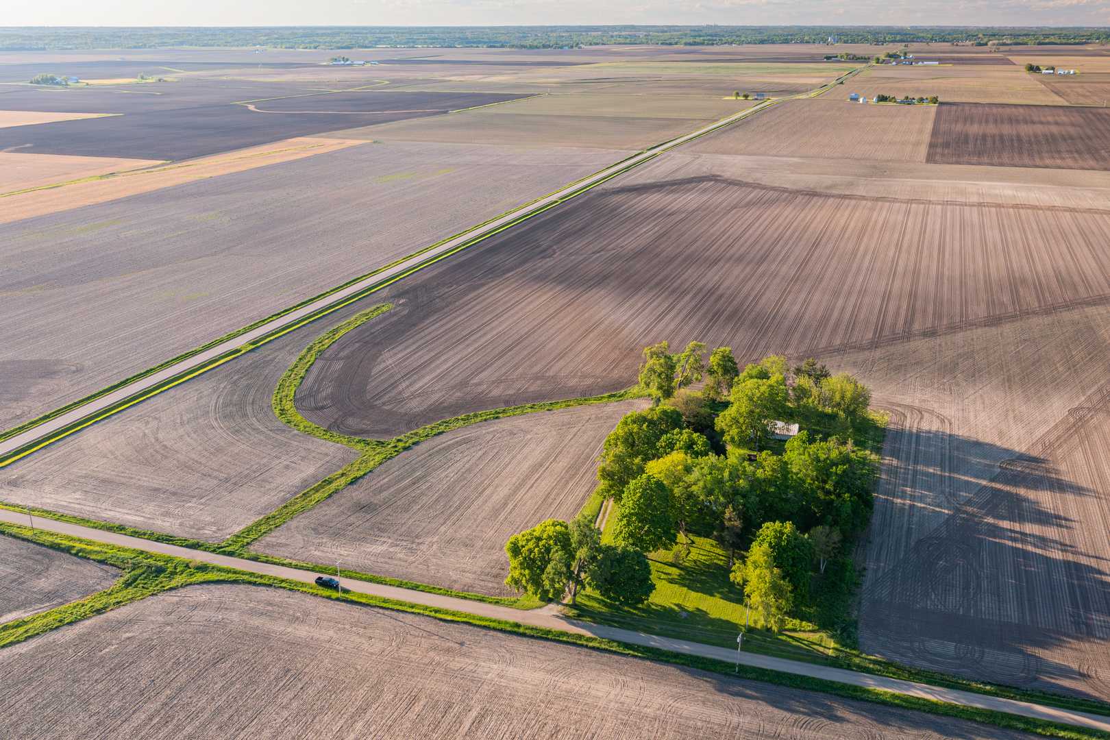 30624 Gils Road, Minier, IL 61759