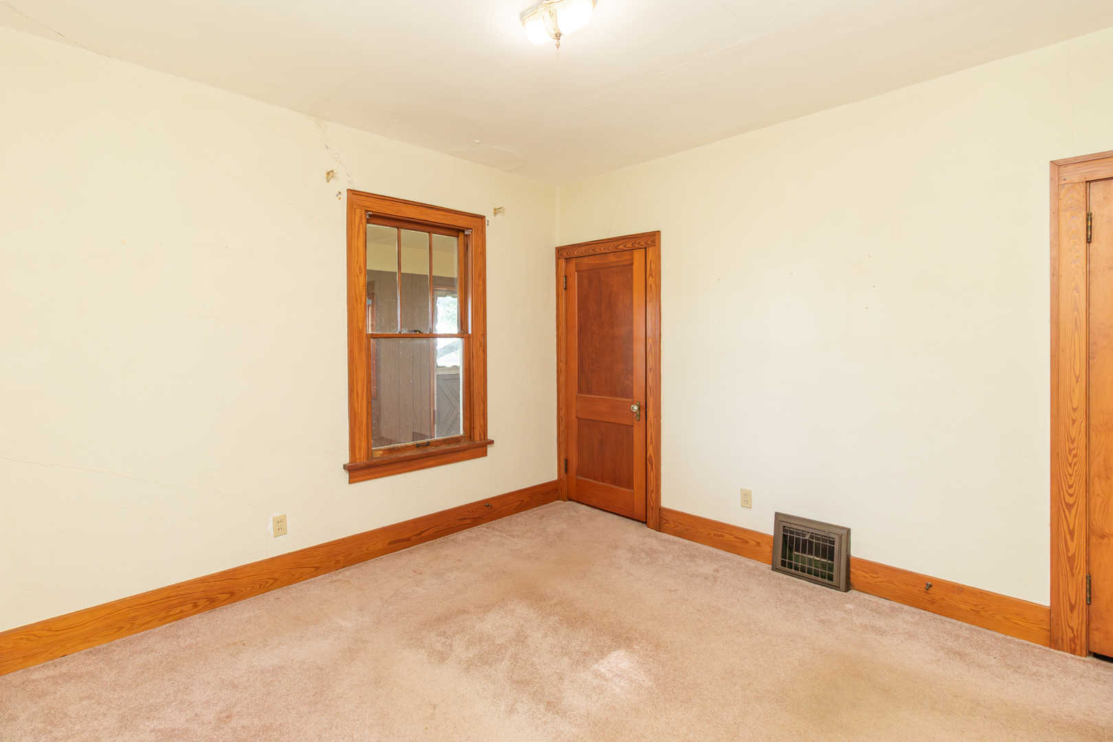30624 Gils Road, Minier, IL 61759