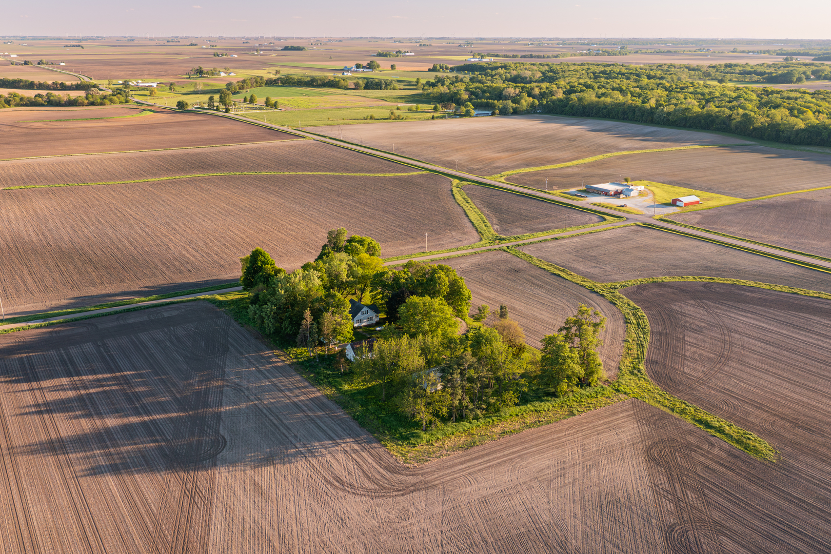 30624 Gils Road, Minier, IL 61759