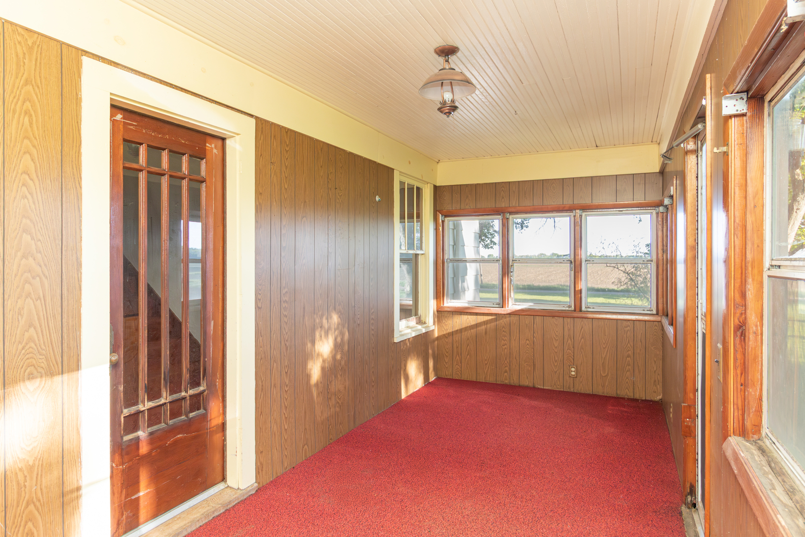 30624 Gils Road, Minier, IL 61759