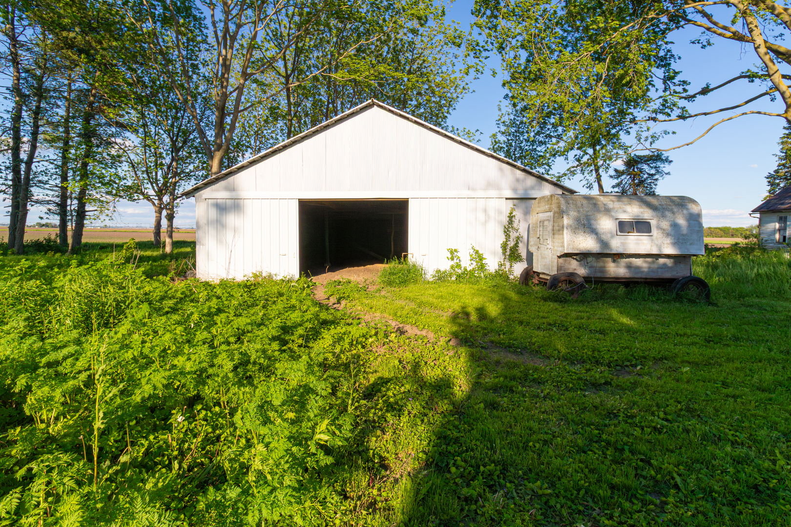30624 Gils Road, Minier, IL 61759