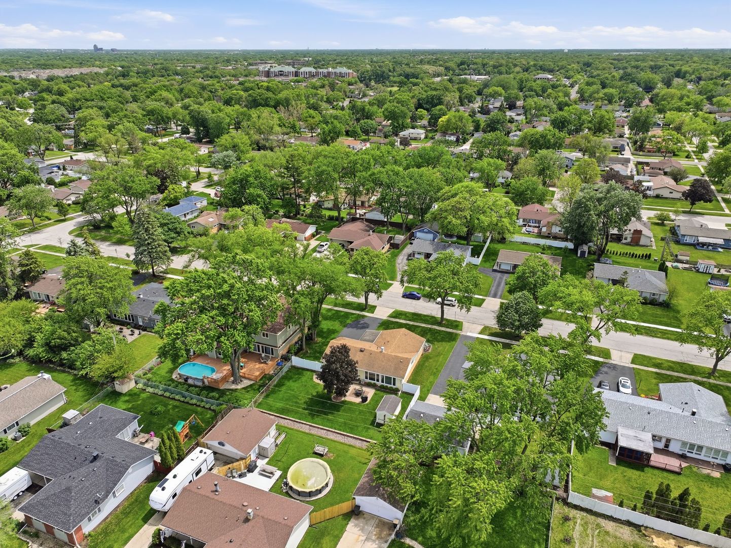 540 Milan Lane, Hoffman Estates, IL 60169