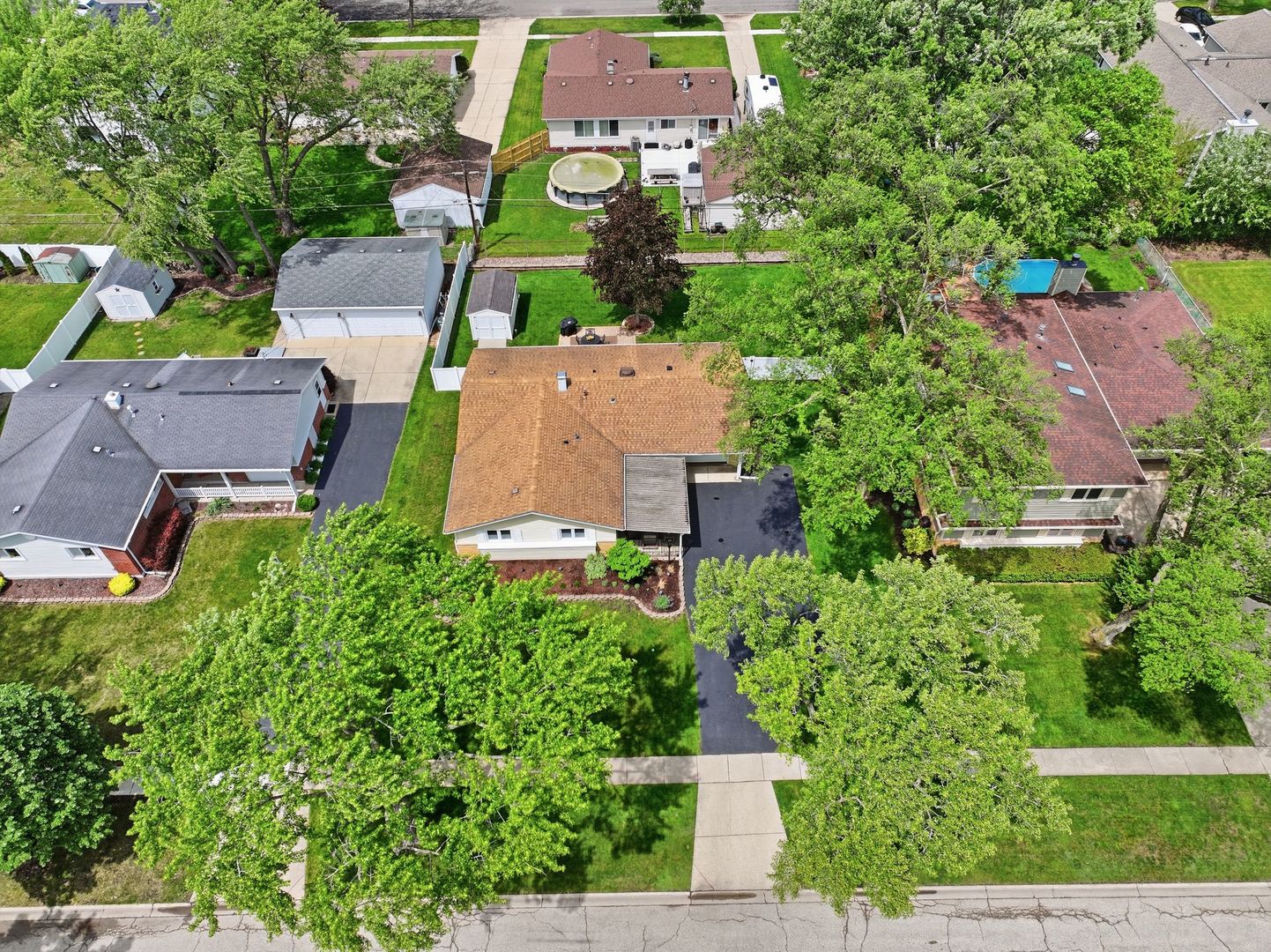 540 Milan Lane, Hoffman Estates, IL 60169