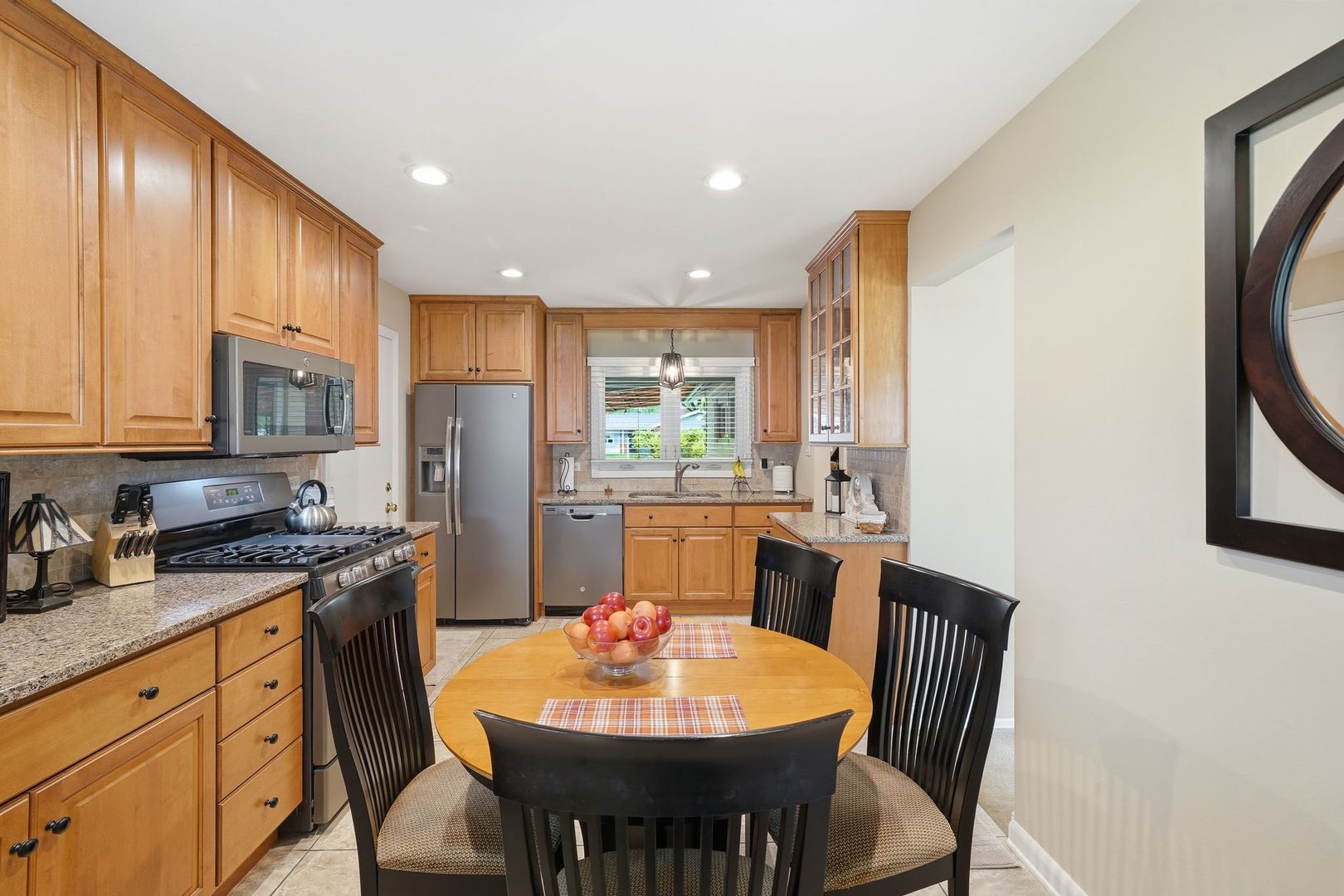 540 Milan Lane, Hoffman Estates, IL 60169