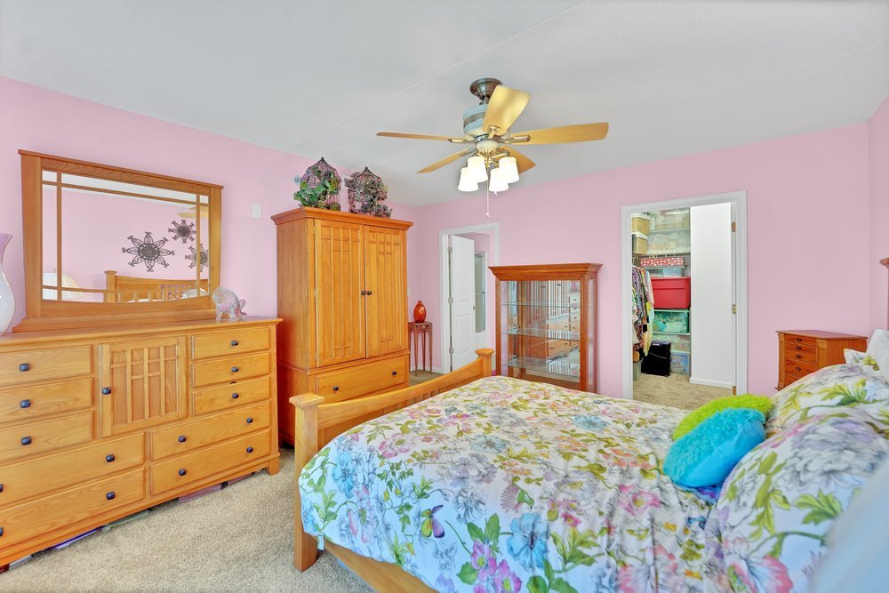 635 Perrie Drive #404, Elk Grove Village, IL 60007