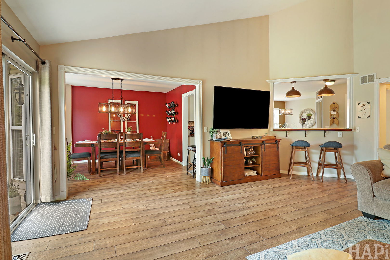 326 Garrison Circle, Port Barrington, IL 60010