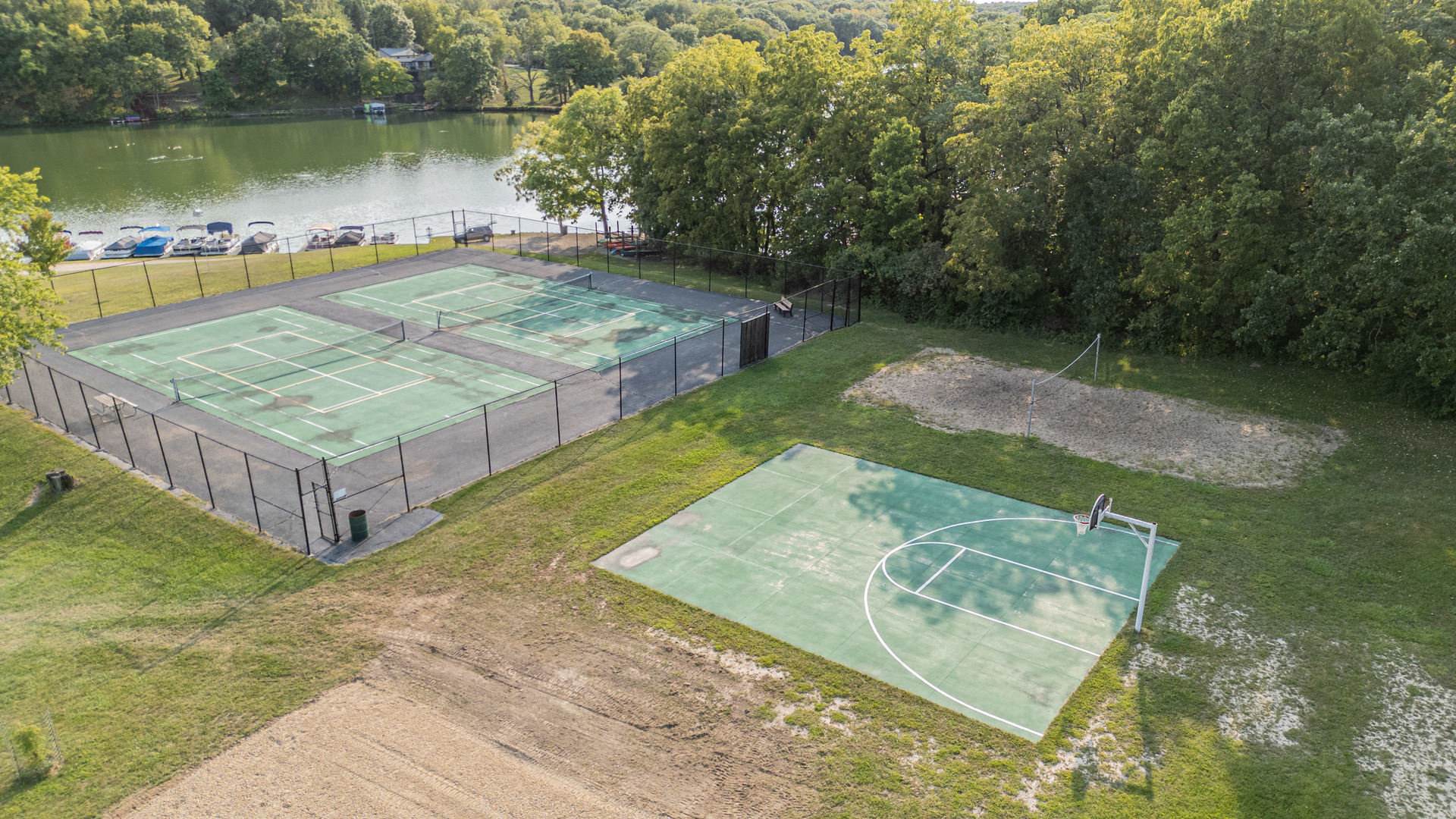 183 Lake Thunderbird Drive, Putnam, IL 61560