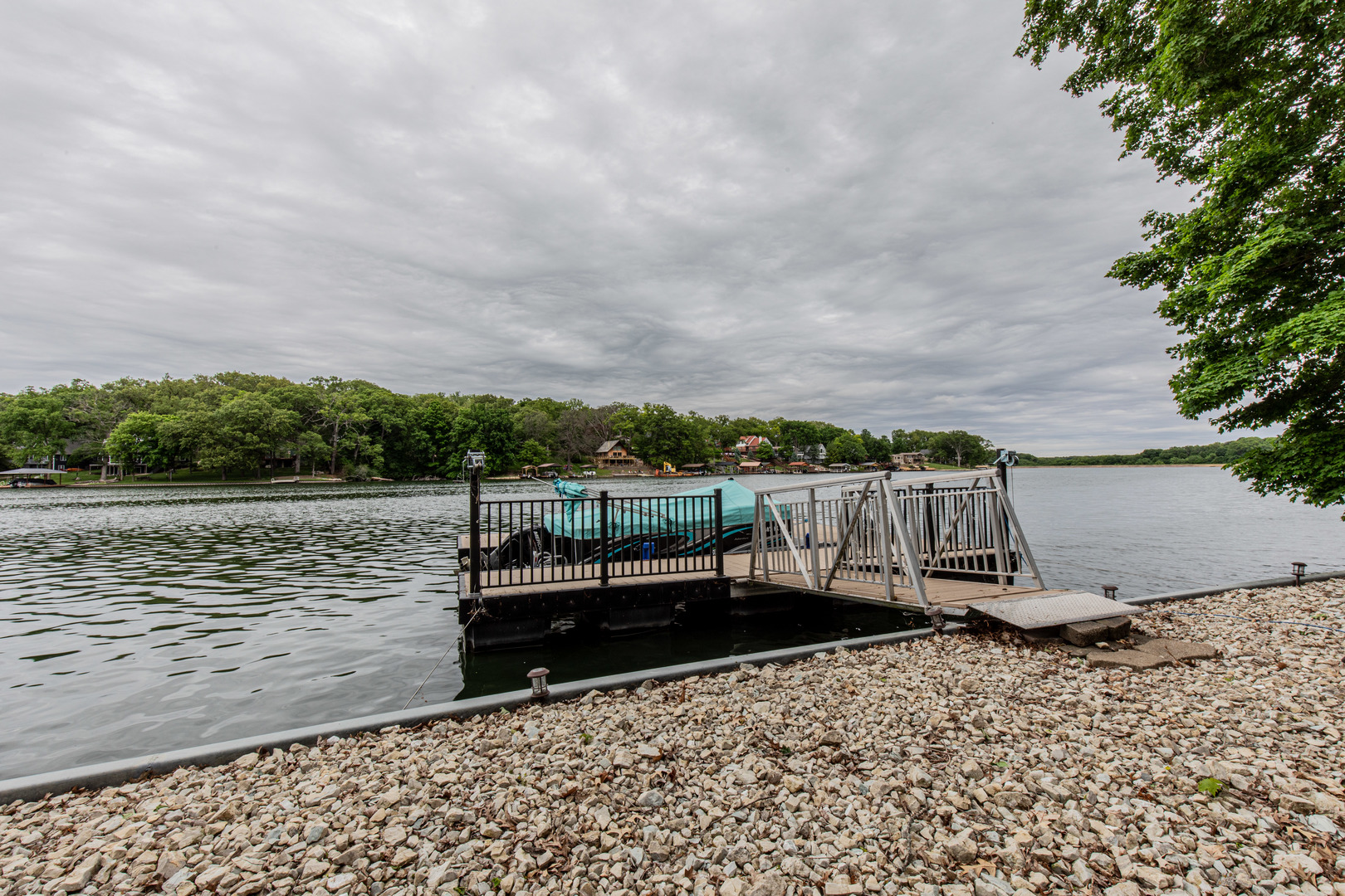 183 Lake Thunderbird Drive, Putnam, IL 61560