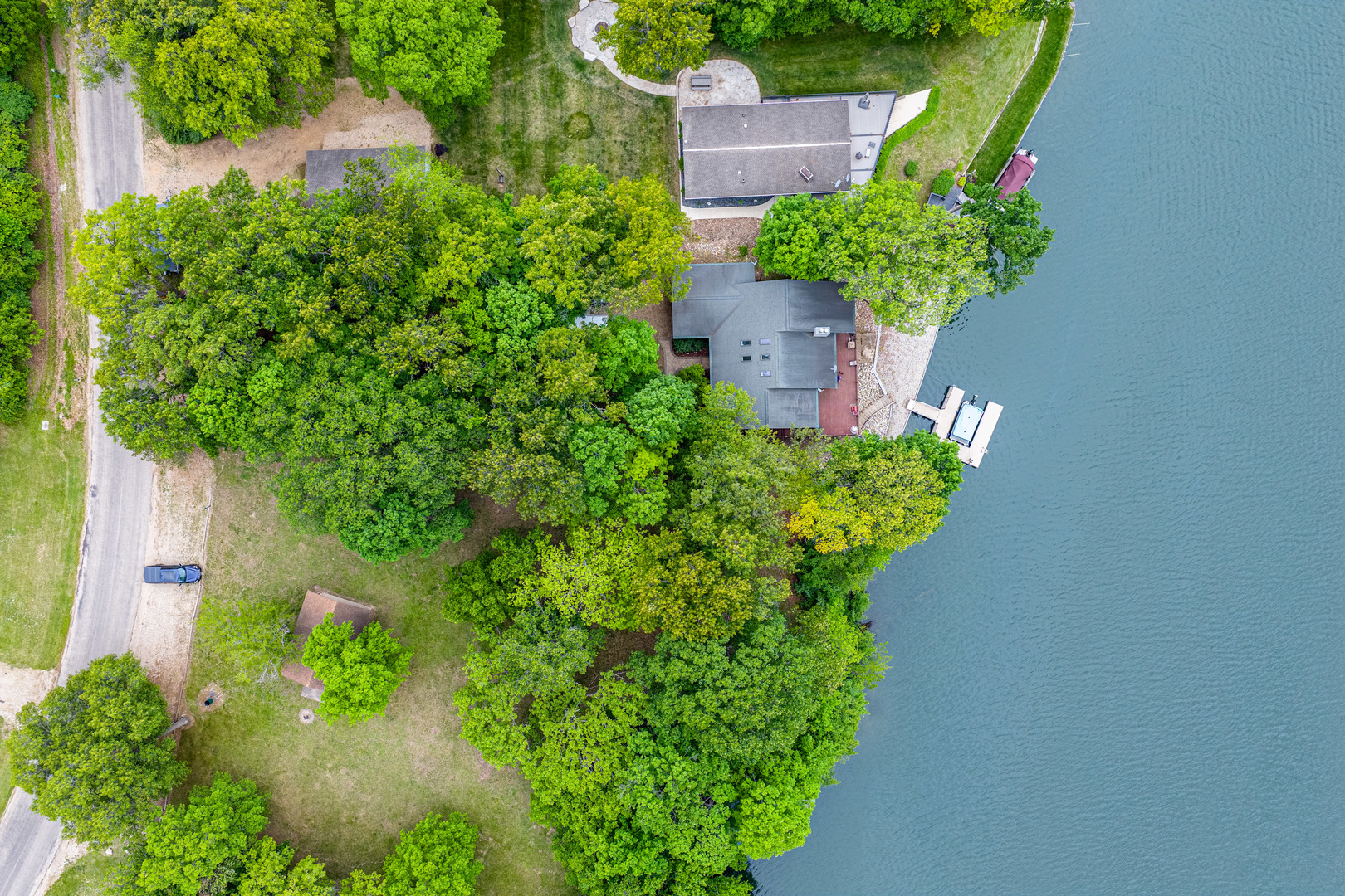 183 Lake Thunderbird Drive, Putnam, IL 61560