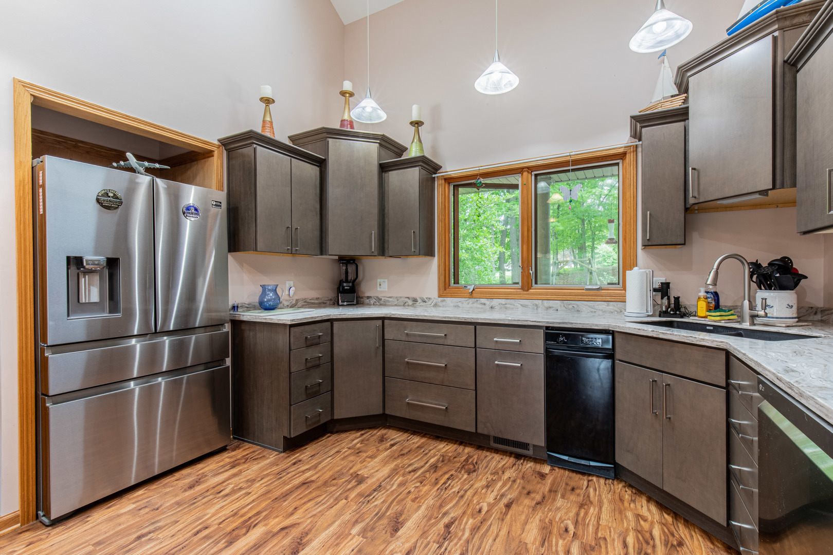 183 Lake Thunderbird Drive, Putnam, IL 61560