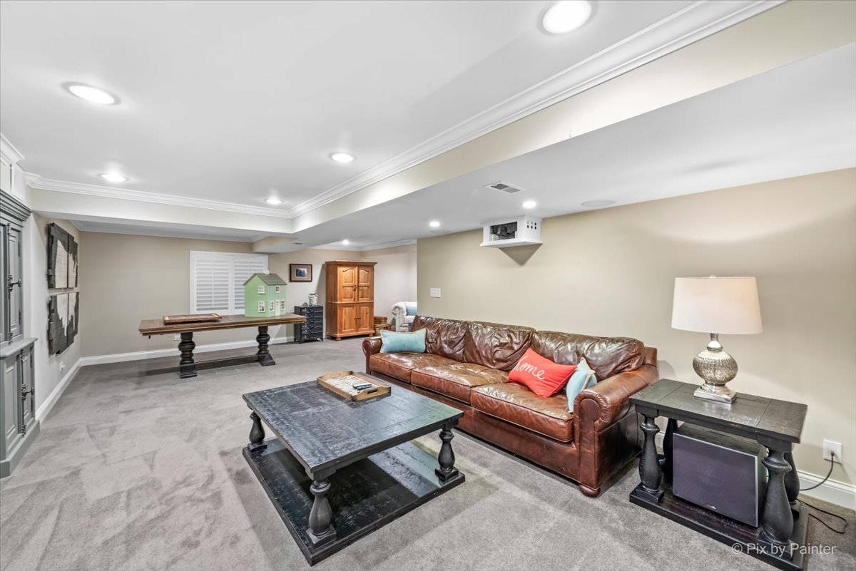 1228 Meade Court, Lindenhurst, IL 60046