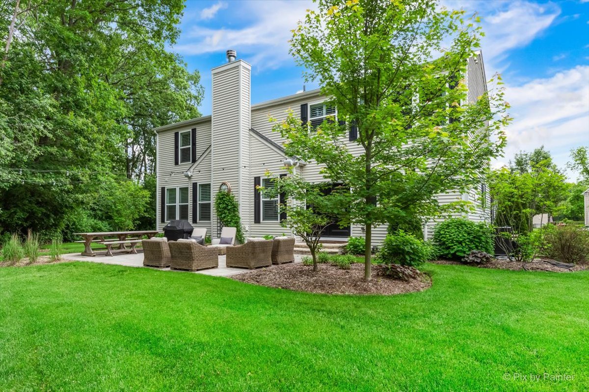 1228 Meade Court, Lindenhurst, IL 60046