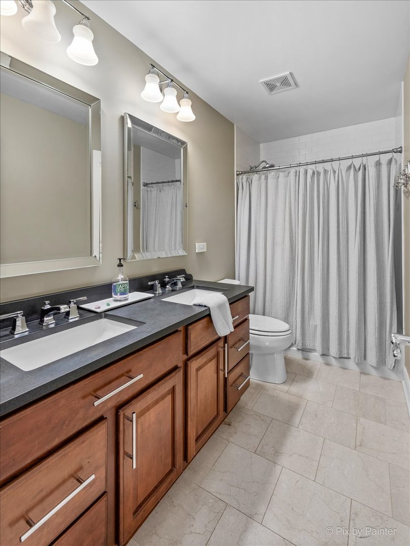 1228 Meade Court, Lindenhurst, IL 60046