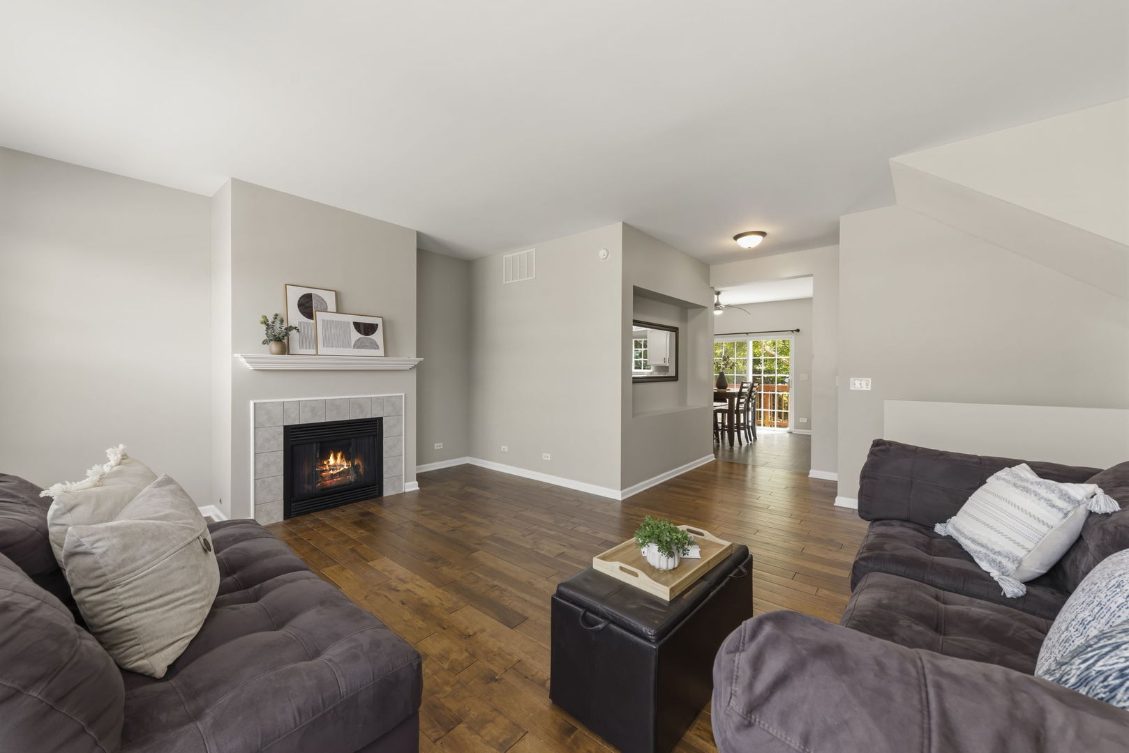 2255 HUDSON Circle #2255, Aurora, IL 60502