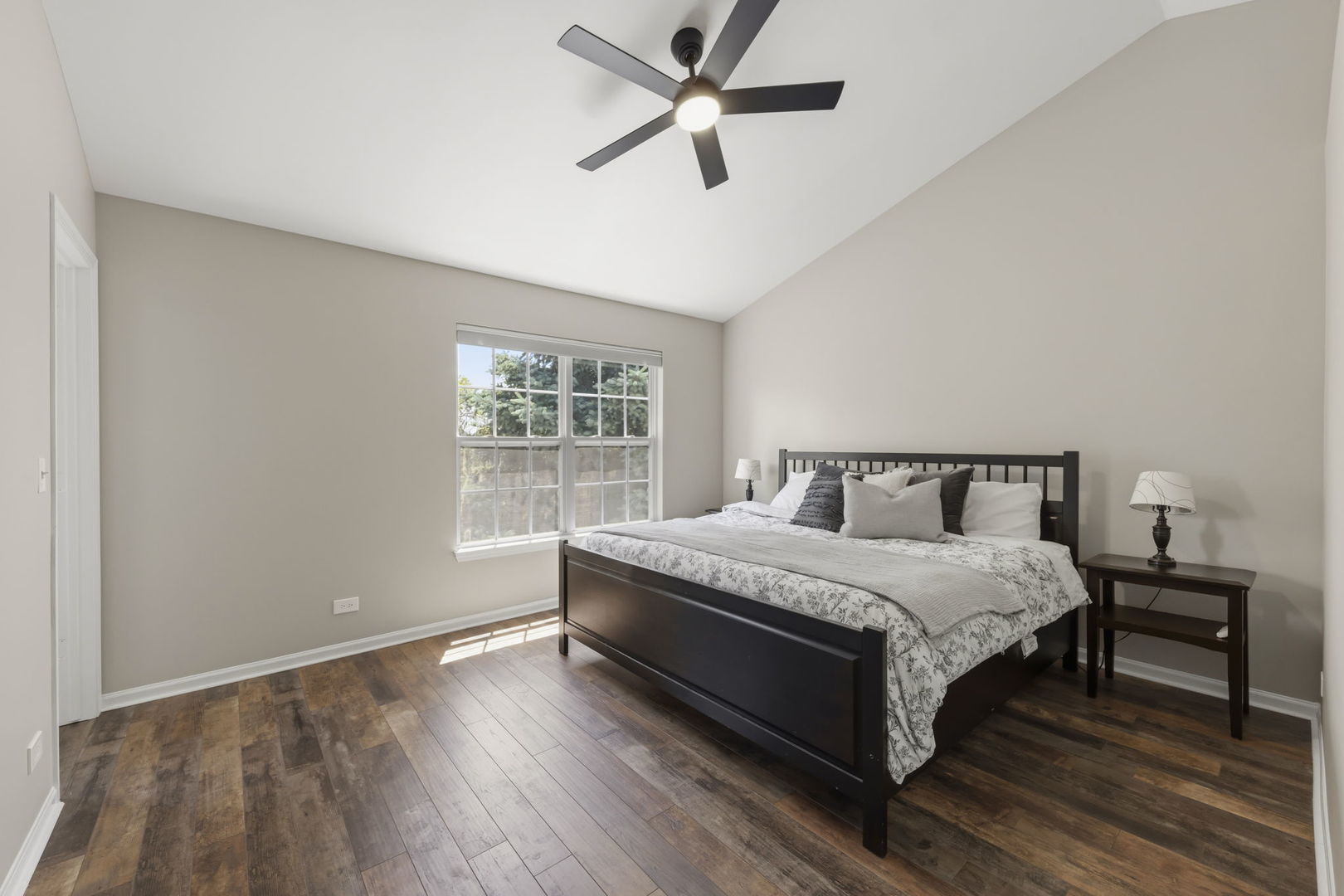 2255 HUDSON Circle #2255, Aurora, IL 60502
