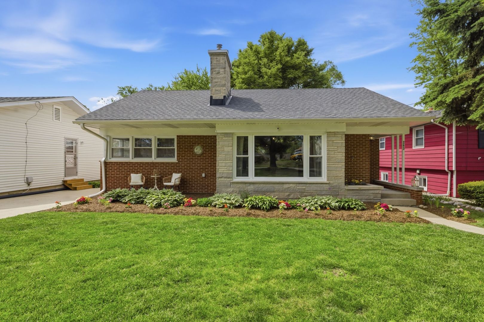 263 Hill Avenue, Glen Ellyn, IL 60137