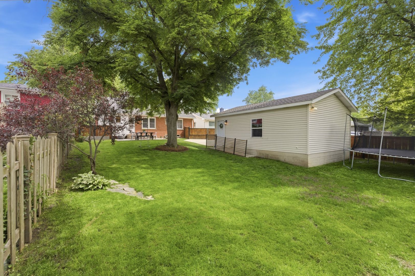263 Hill Avenue, Glen Ellyn, IL 60137