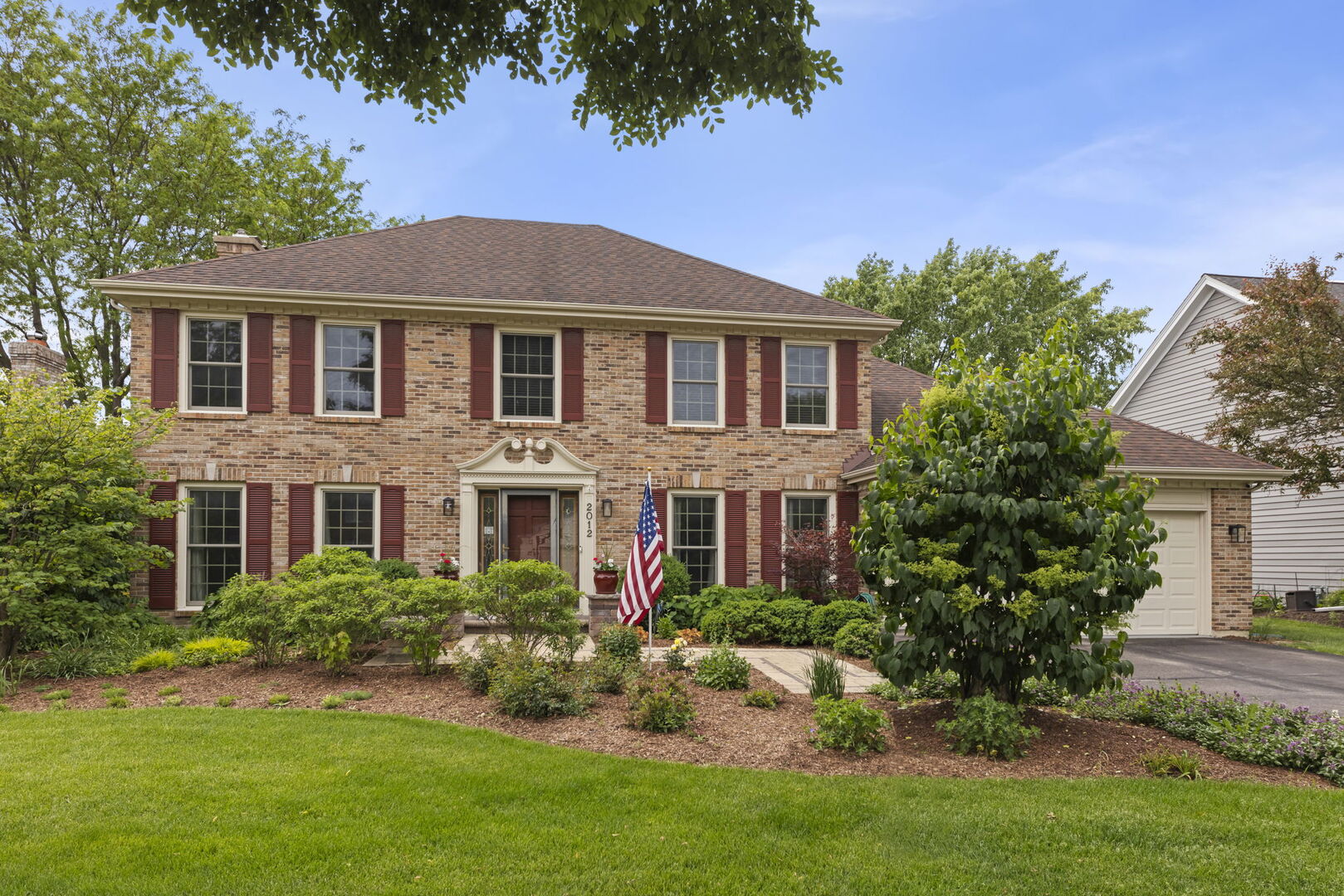 2012 Cromwell Drive, Wheaton, IL 60189
