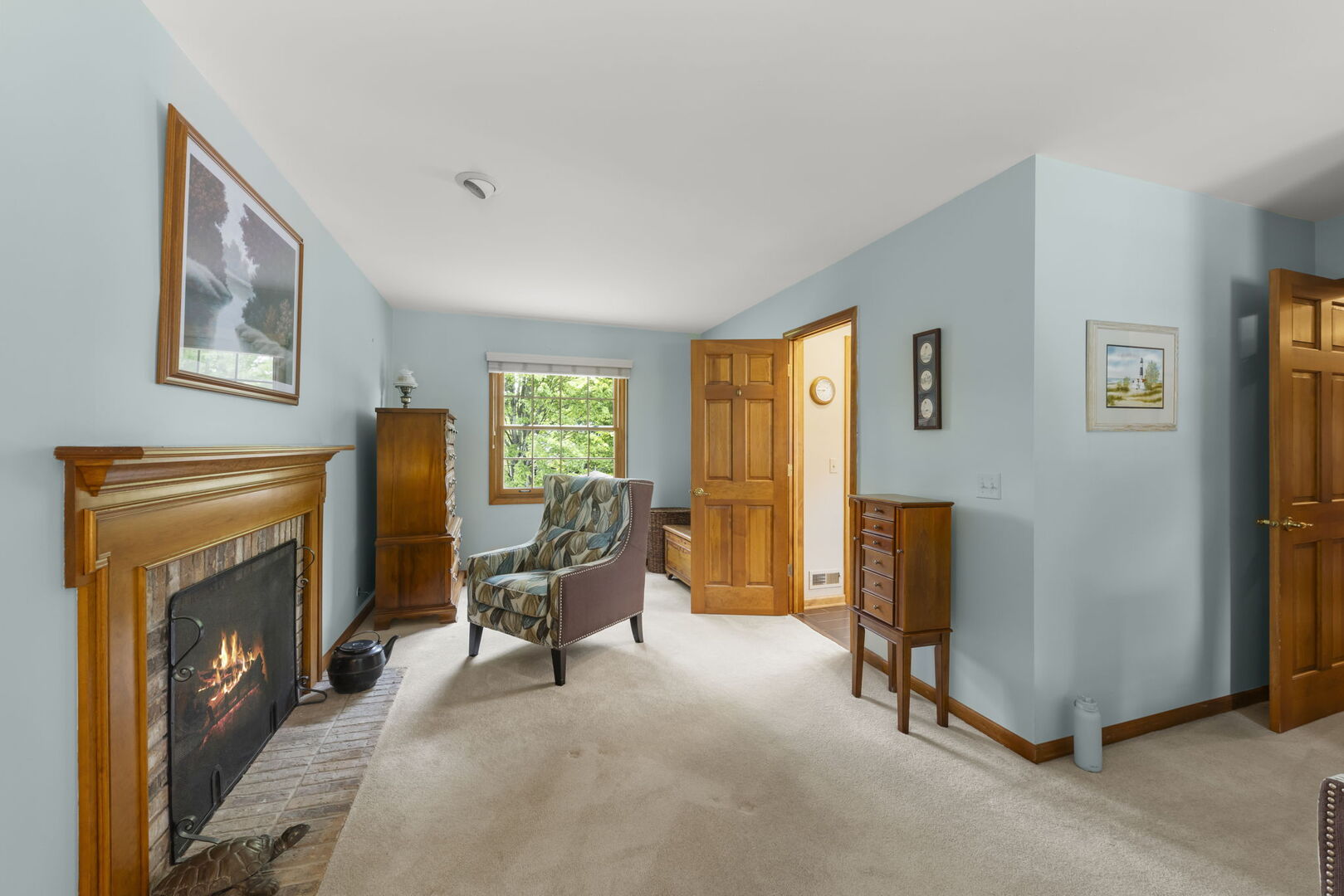 2012 Cromwell Drive, Wheaton, IL 60189