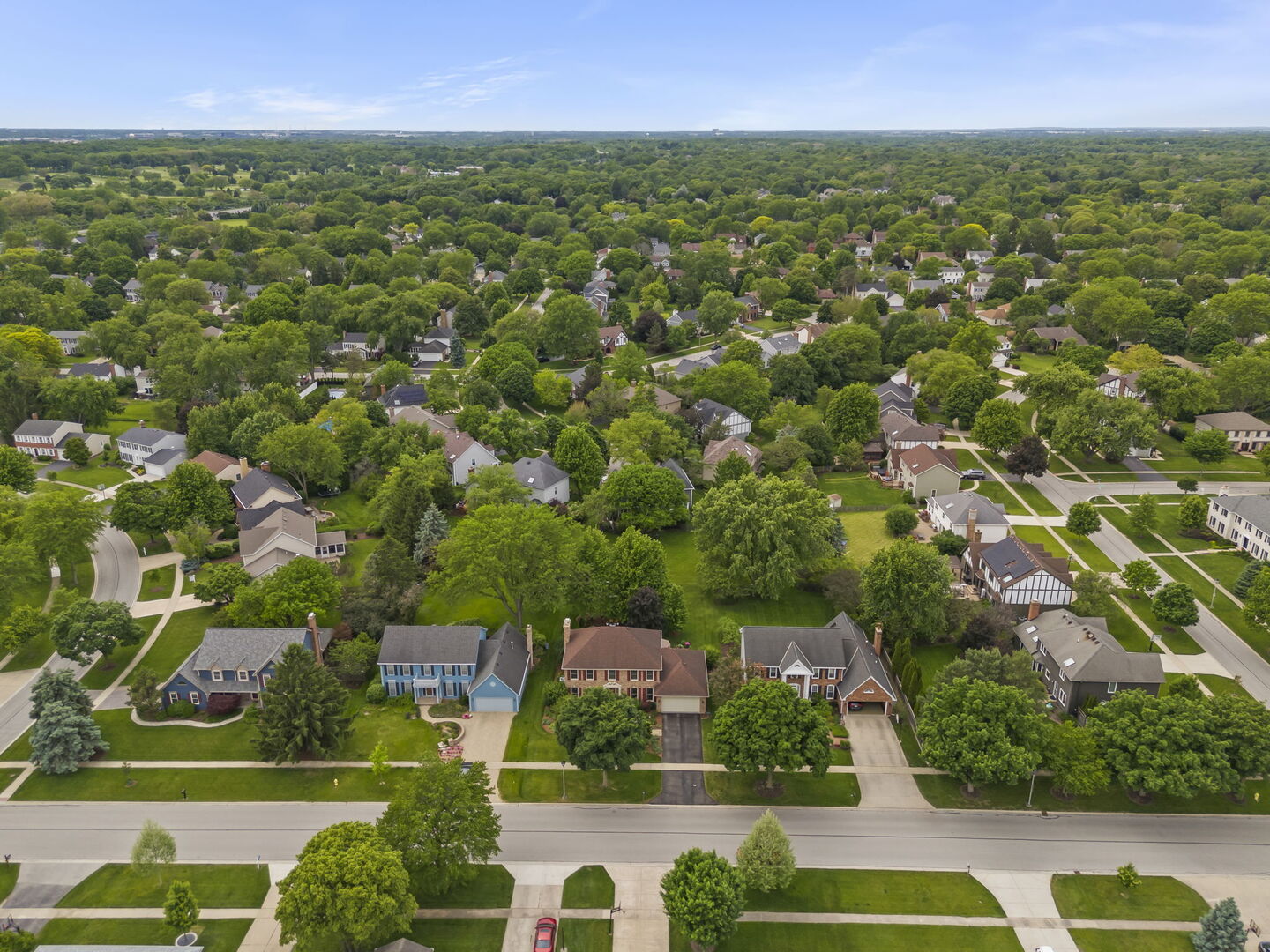 2012 Cromwell Drive, Wheaton, IL 60189