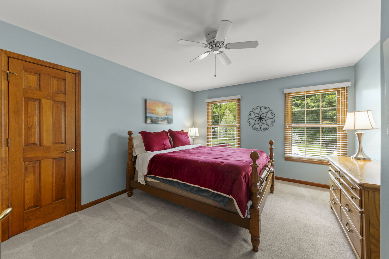 2012 Cromwell Drive, Wheaton, IL 60189