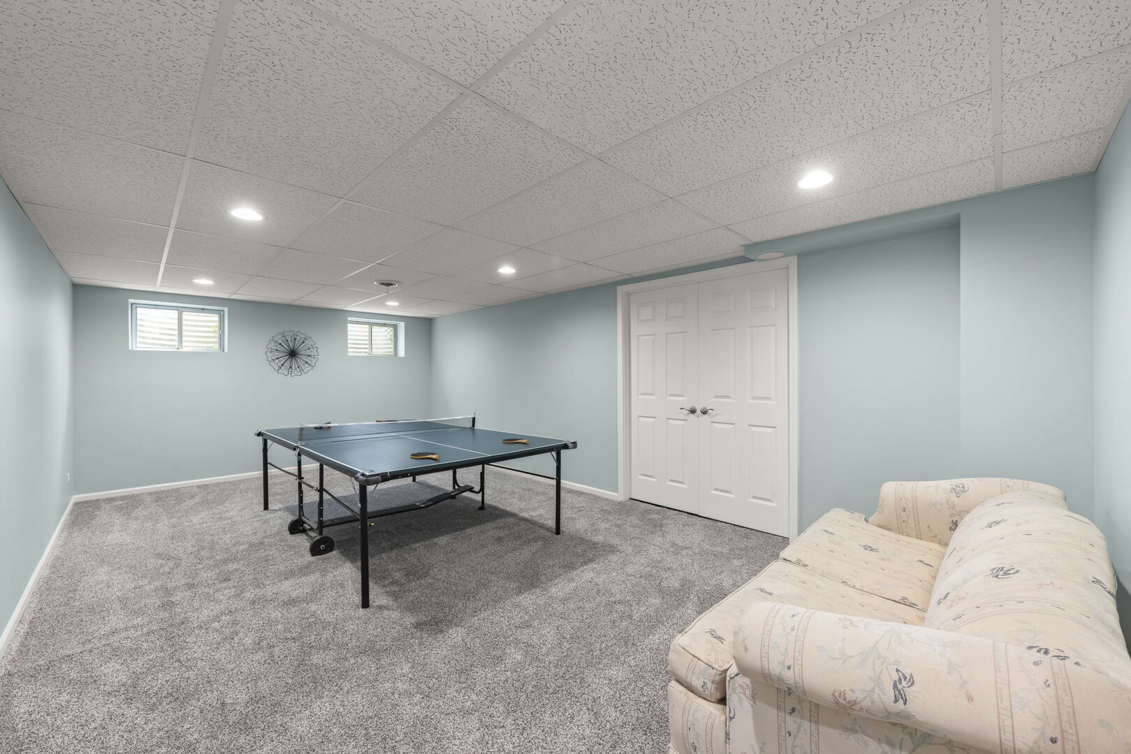 2012 Cromwell Drive, Wheaton, IL 60189