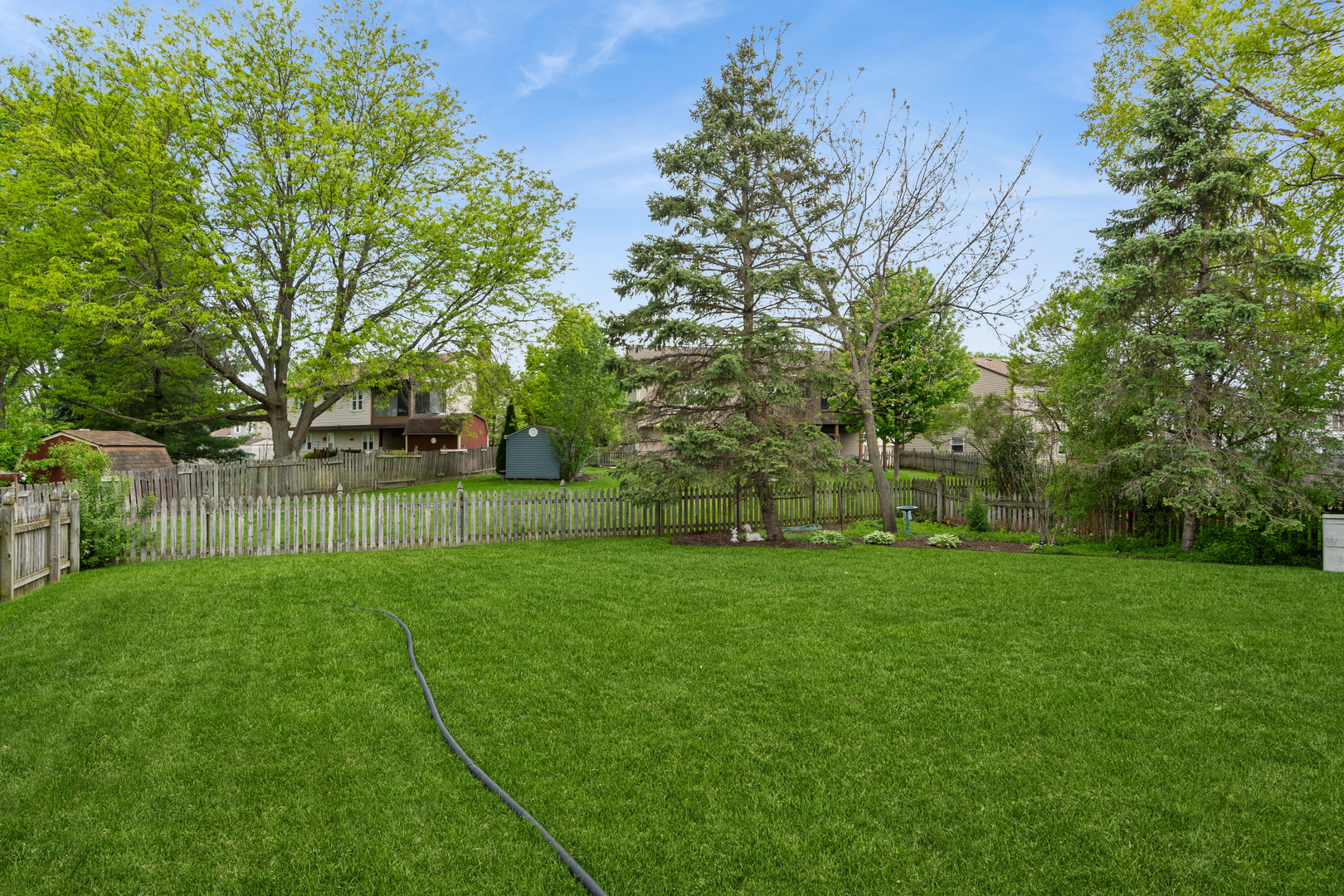 1318 Nantucket Court, Carol Stream, IL 60188