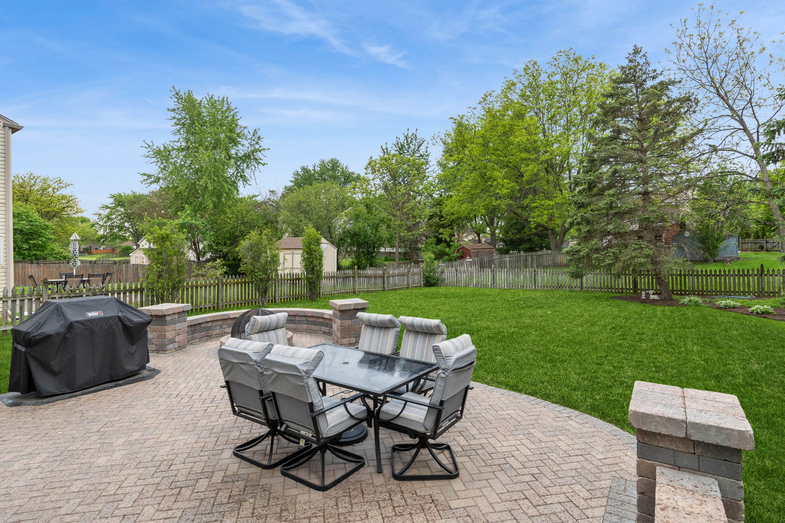 1318 Nantucket Court, Carol Stream, IL 60188