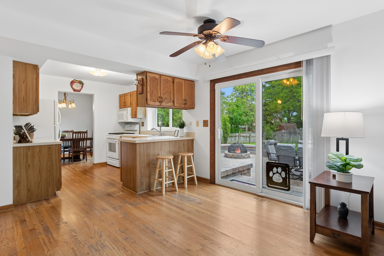1318 Nantucket Court, Carol Stream, IL 60188