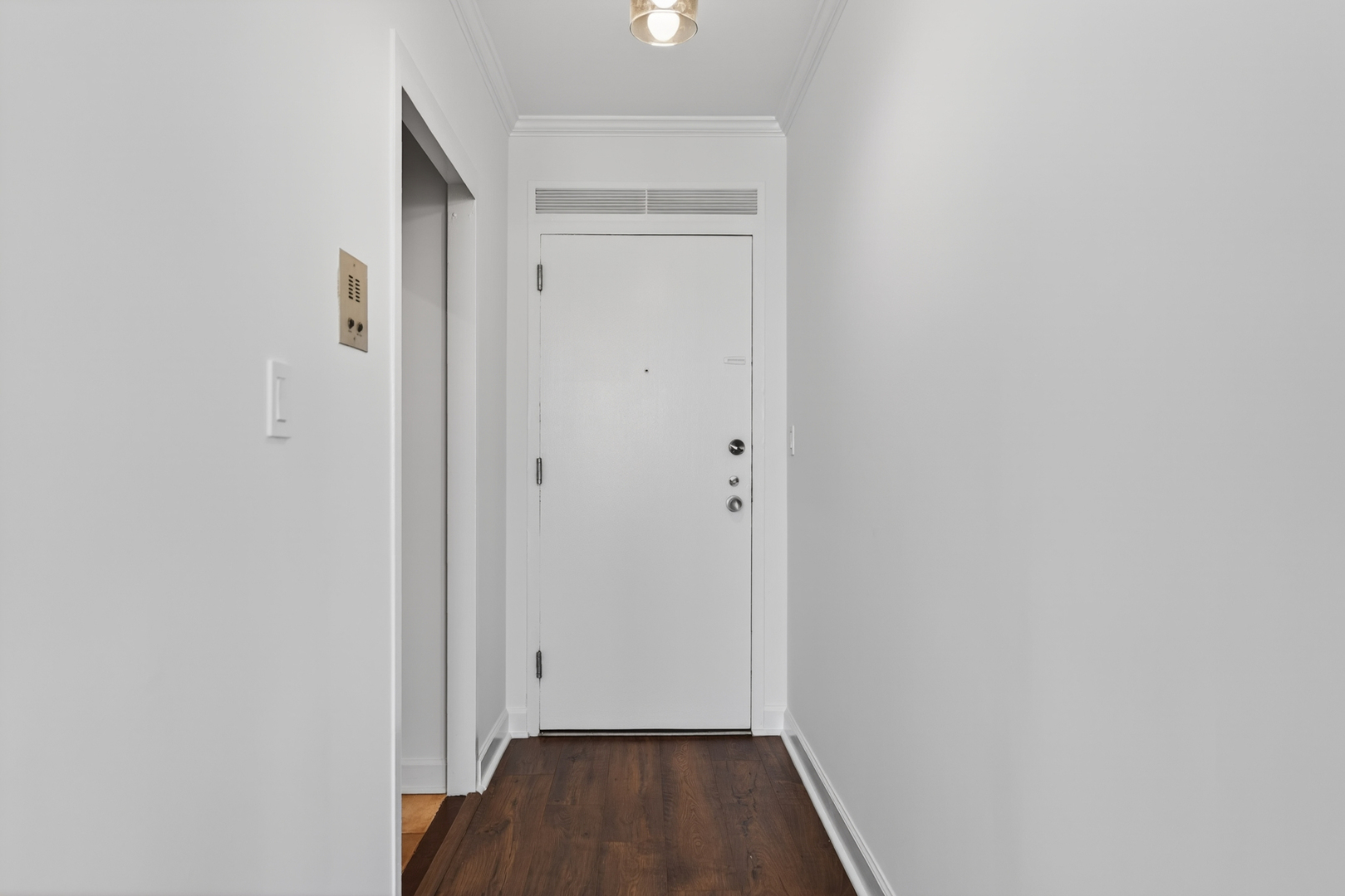 1550 N Lake Shore Drive #25C, Chicago, IL 60610