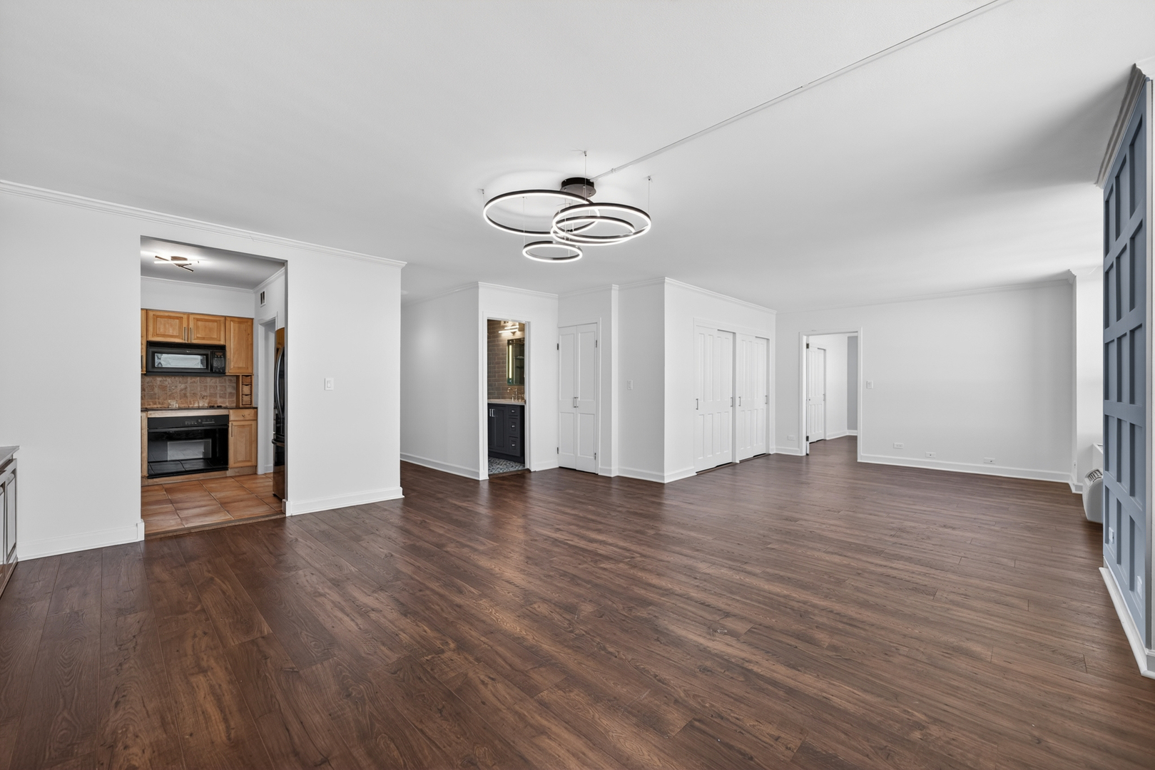 1550 N Lake Shore Drive #25C, Chicago, IL 60610