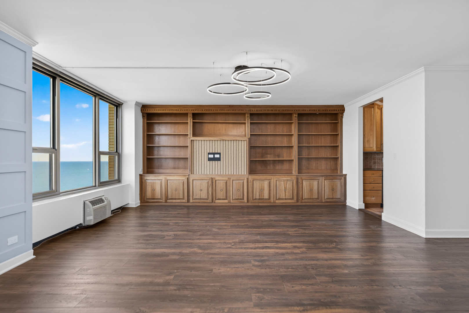 1550 N Lake Shore Drive #25C, Chicago, IL 60610