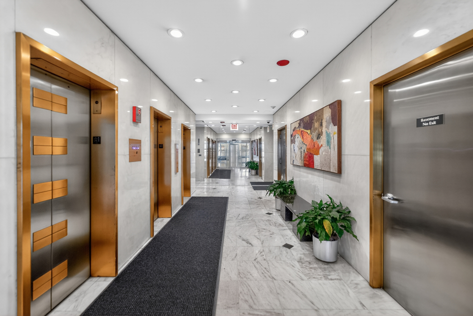1550 N Lake Shore Drive #25C, Chicago, IL 60610