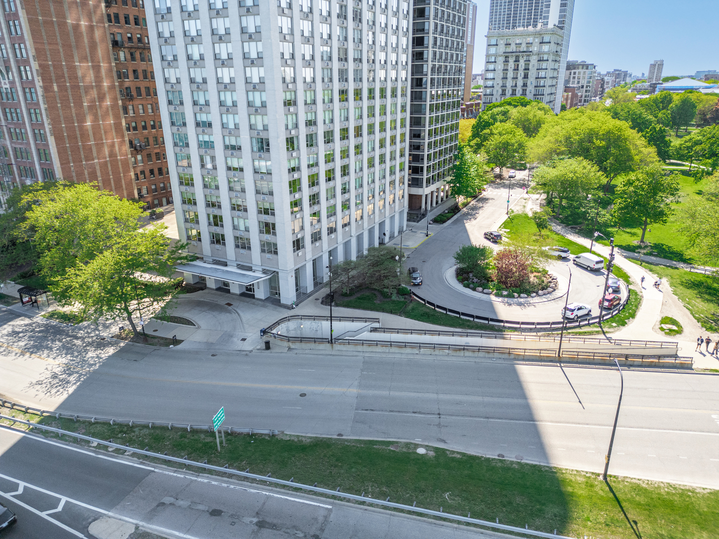 1550 N Lake Shore Drive #25C, Chicago, IL 60610