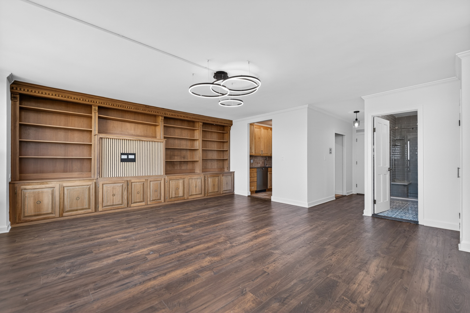 1550 N Lake Shore Drive #25C, Chicago, IL 60610