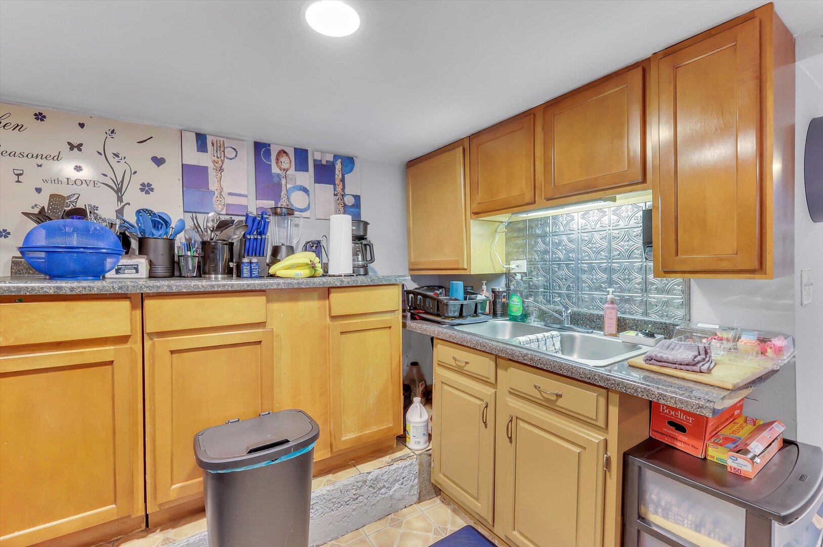 3018 Enoch Avenue, Zion, IL 60099