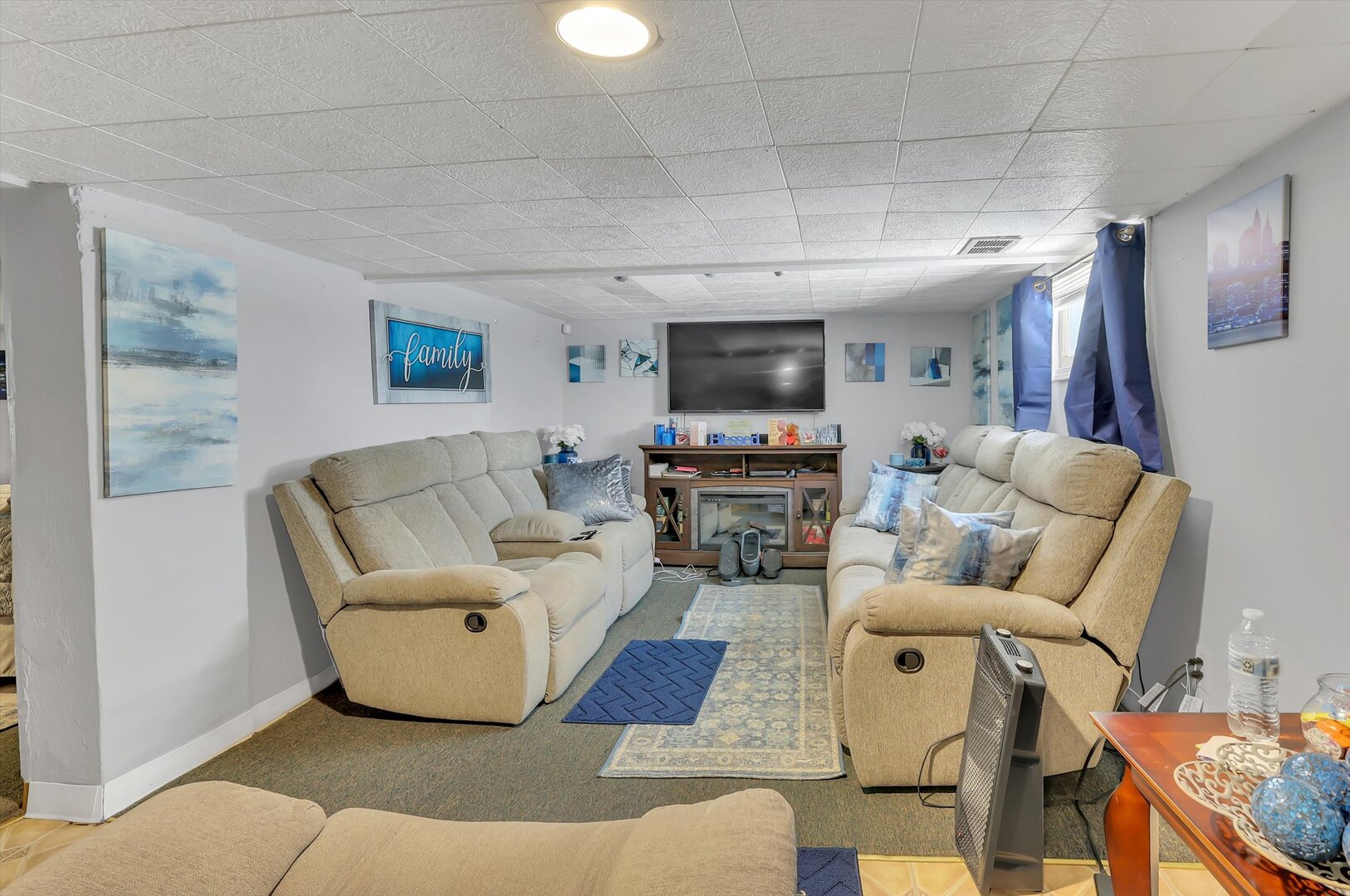 3018 Enoch Avenue, Zion, IL 60099