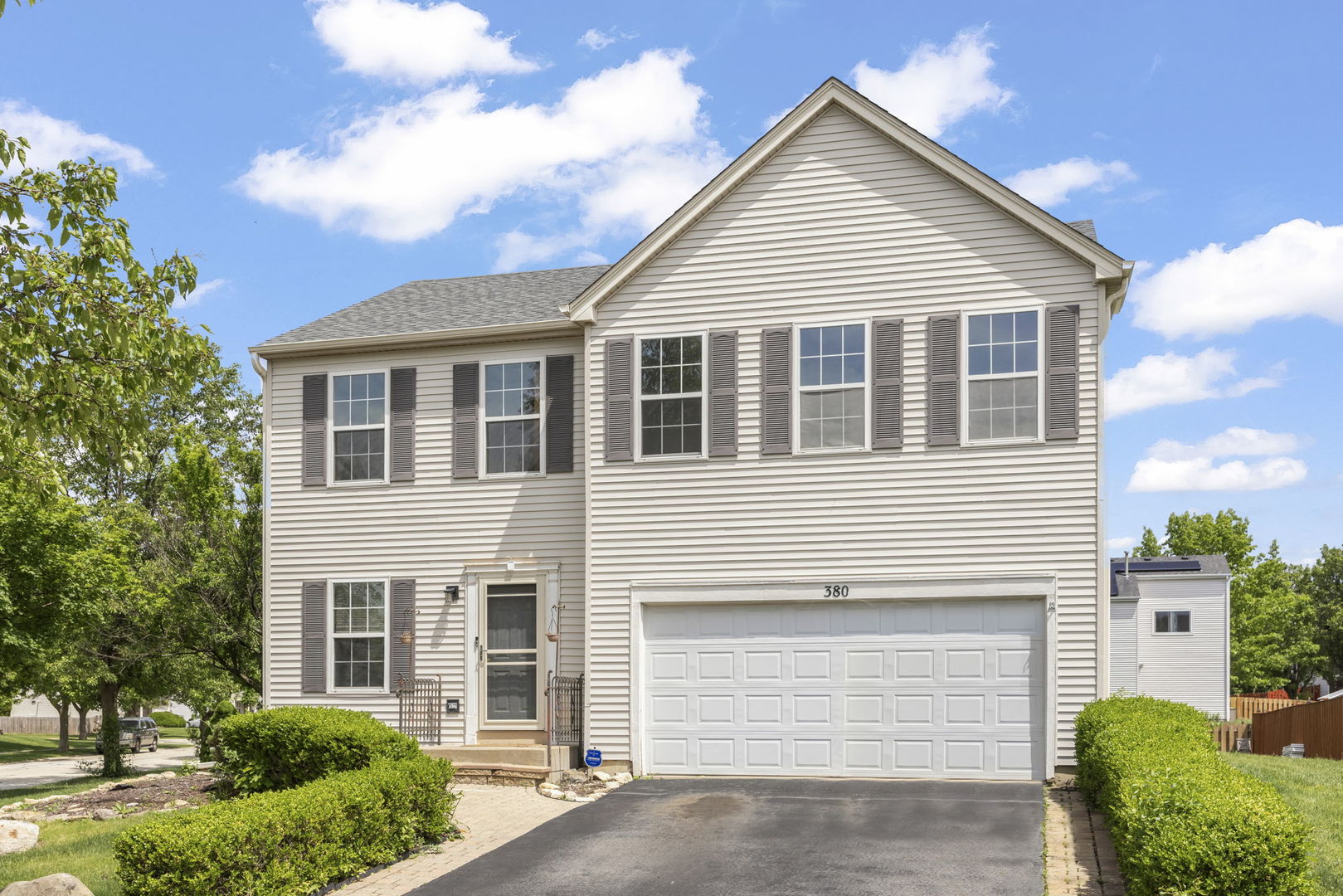 380 Gainsborough Drive, Romeoville, IL 60446