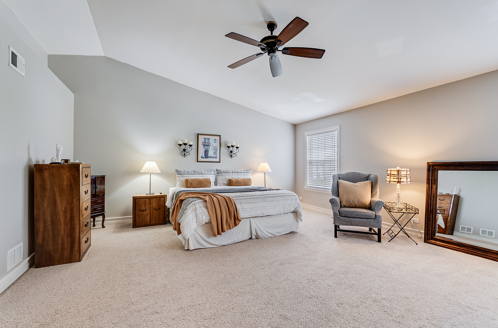 2315 Pagosa Springs Drive, Aurora, IL 60503