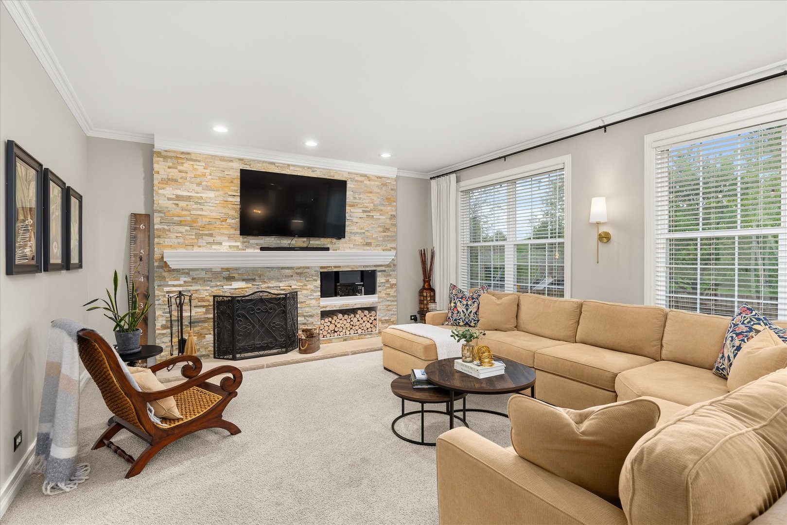 2315 Pagosa Springs Drive, Aurora, IL 60503