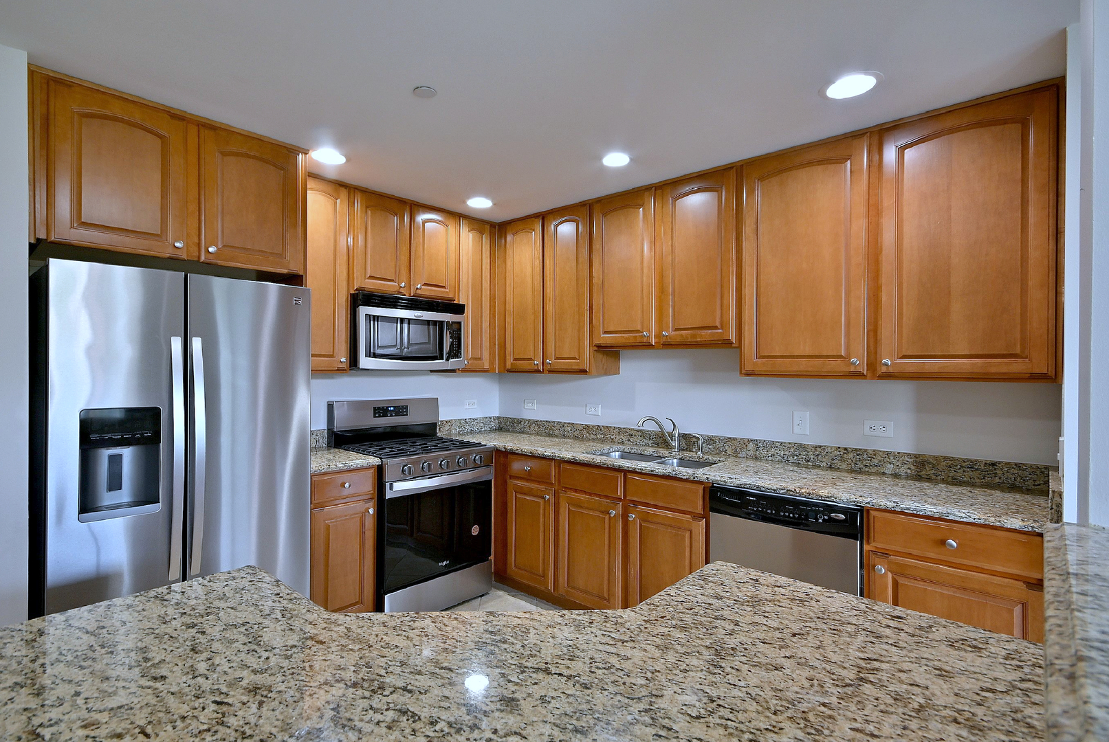 855 E 22nd Street #313, Lombard, IL 60148