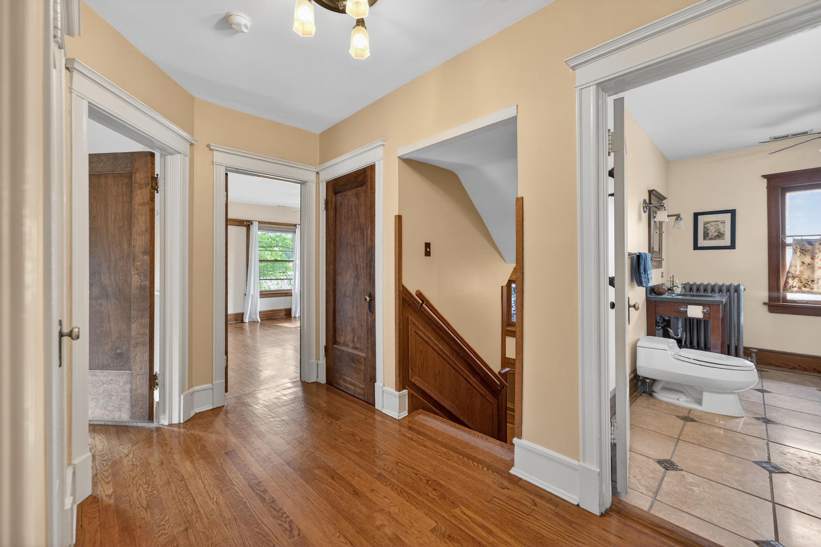 503 S Summit Avenue, Villa Park, IL 60181