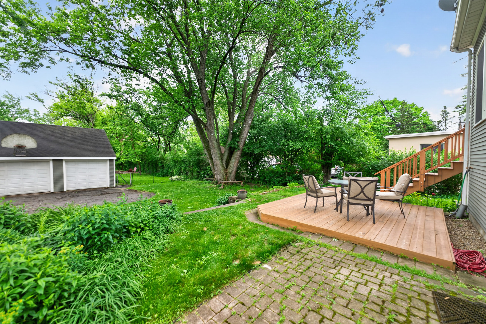 503 S Summit Avenue, Villa Park, IL 60181