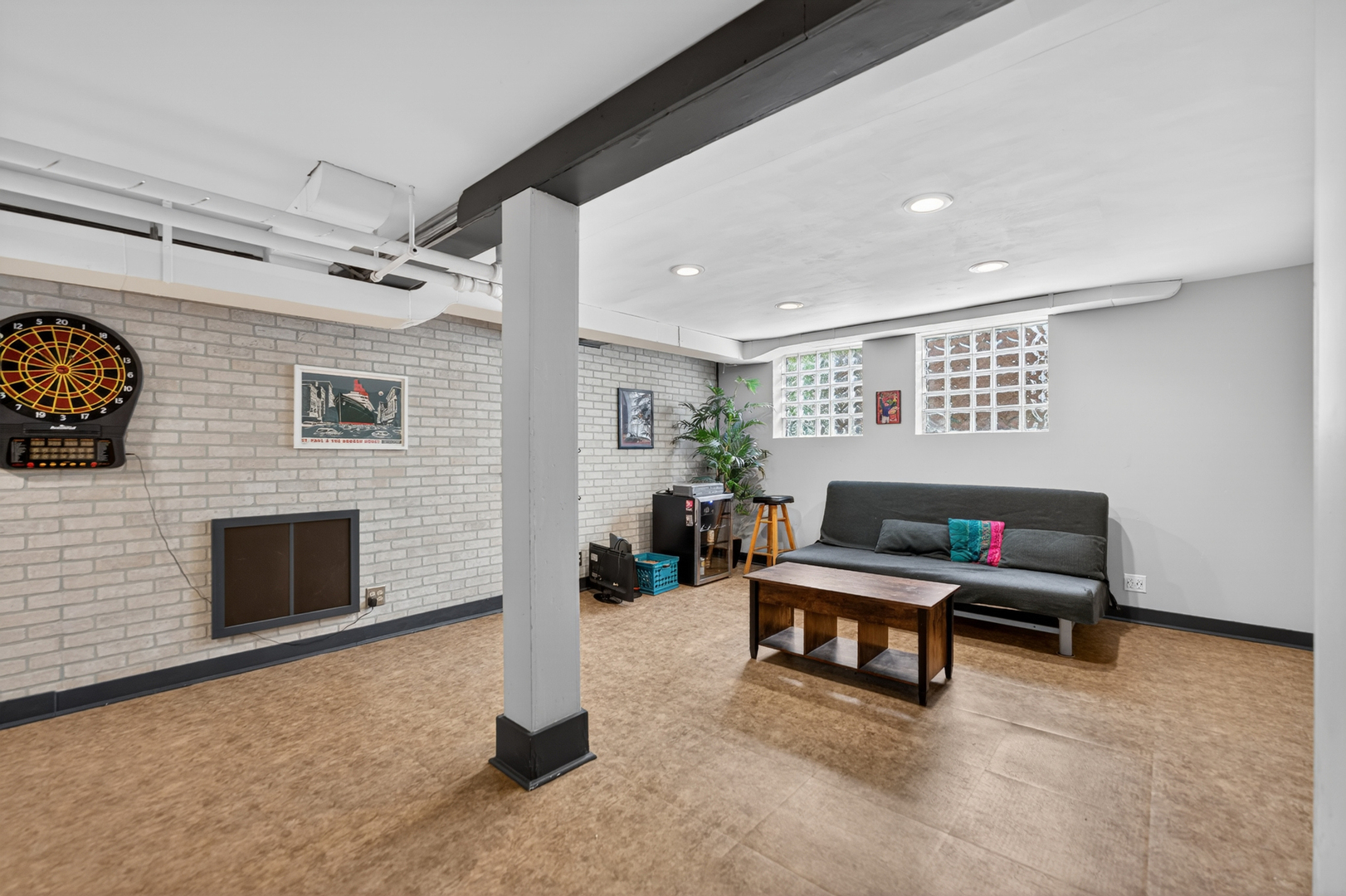 503 S Summit Avenue, Villa Park, IL 60181