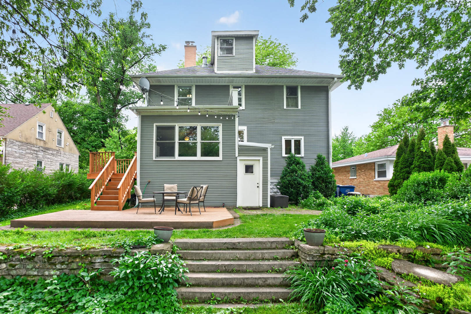 503 S Summit Avenue, Villa Park, IL 60181