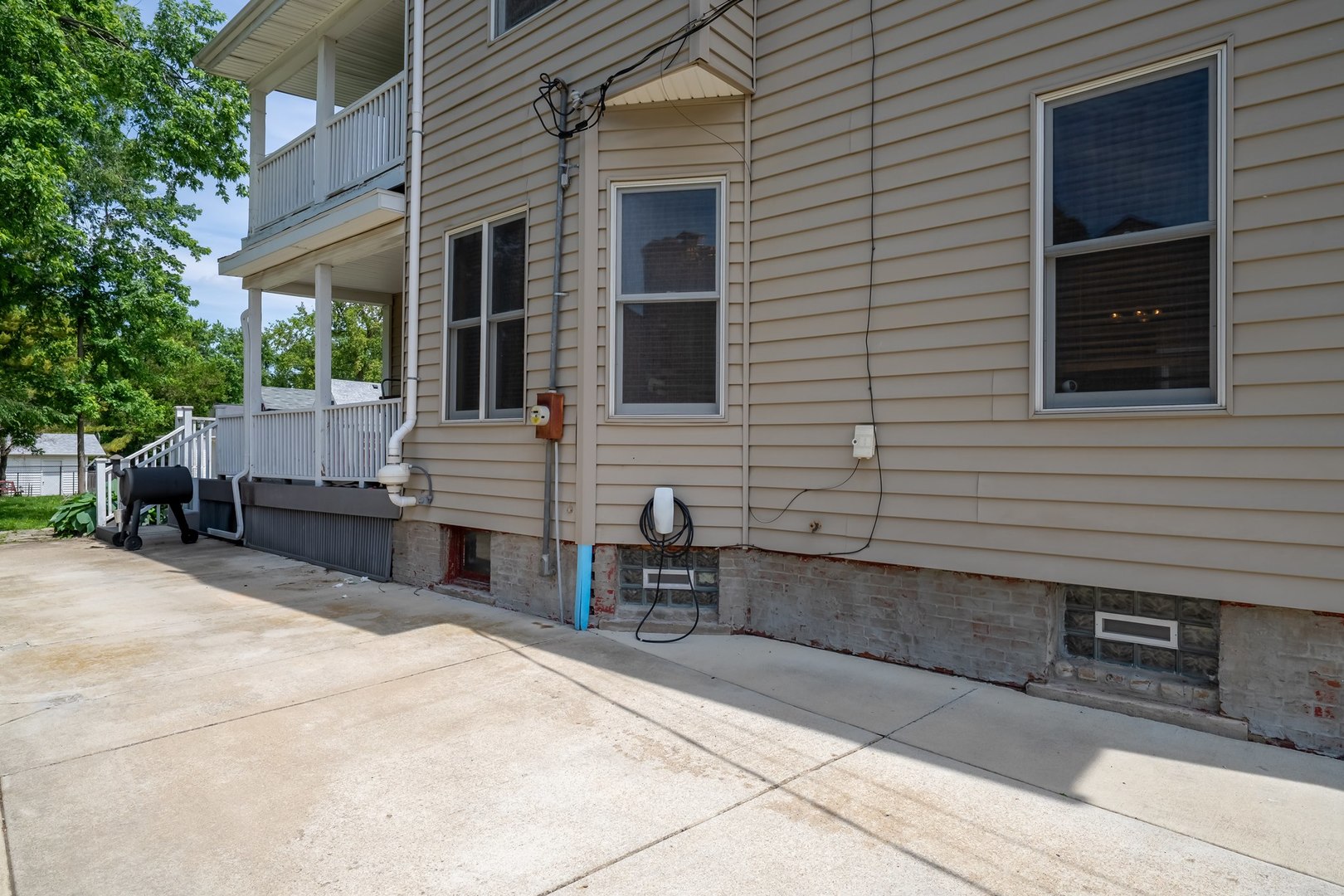 703 W Wood Street, Bloomington, IL 61701